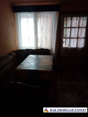 de-vanzare-casa-cu-3-camere-si-teren-de-2046-mp-in-poenarii-de-muscel-arges-4