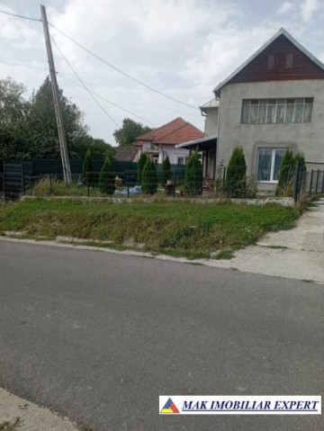 vila-cu-4-camere-si-teren-de-2500-mp-de-vanzare-in-cretisoara-campulung-muscel-arges-1