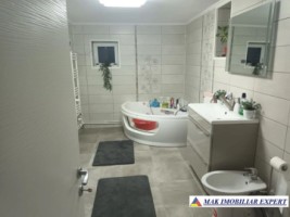 vila-cu-4-camere-si-teren-de-2500-mp-de-vanzare-in-cretisoara-campulung-muscel-arges-9