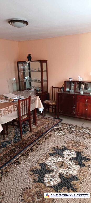 casa-4-camere-teren-270-mp-de-vanzare-in-giurgiu-2