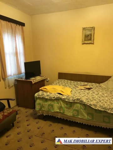 casa-2-camere-si-teren-900-mp-de-vanzare-in-ghimpati-giurgiu-3