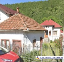 vand-3-corpuri-casa-10-camere-teren-1254-mp-in-leresti-arges-1