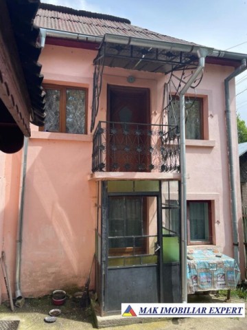 casa-batraneasca-5-cam-teren-1000-mp-1ha-malu-godeni-arges-1