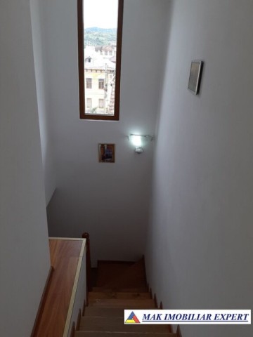 vila-5-camere-teren-235-mp-centru-campulung-muscel-arges-21