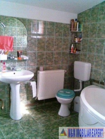 vila-5-camere-teren-235-mp-centru-campulung-muscel-arges-38