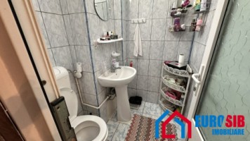 apartament-3-camere-decomandat-etaj-2-cisnadie-zona-piata-noua-4