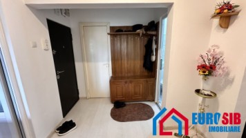 apartament-3-camere-decomandat-etaj-2-cisnadie-zona-piata-noua-5