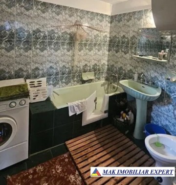 de-vanzare-casa-4-camere-cu-teren-5500-mp-in-leresti-arges-16