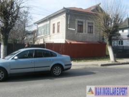 vila-7-cam-teren-363-mp-semicentral-campulung-muscel-arges