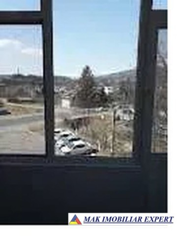 ian-2027-de-inchiriat-garsoniera-cf-1-et-44-visoi-campulung-muscel-arges-7