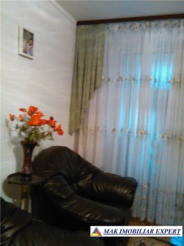 nongrata-garsoniera-cf-1-et-p4-campulung-6