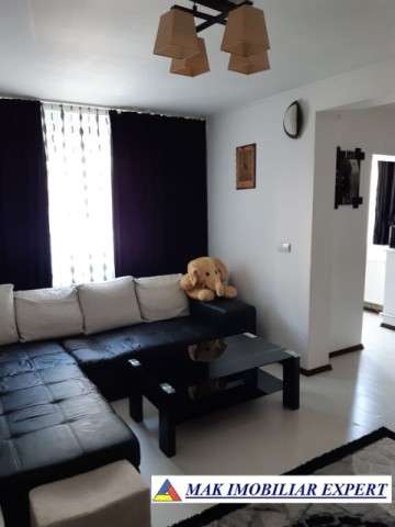 vandut-apartament-2-camere-cf-1-p4-campulung-2