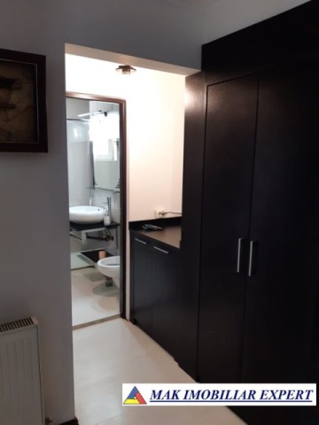 vandut-apartament-2-camere-cf-1-p4-campulung-4