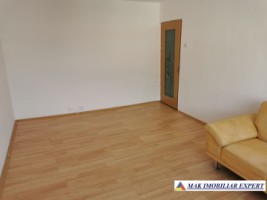 vandut-apartament-3-camere-cf-1-et-44-campulung-8