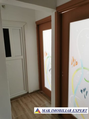 vandut-apartament-3-camere-cf-1-et-44-campulung-12