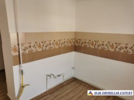 vandut-apartament-3-camere-cf-1-et-44-campulung-22