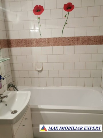 vandut-apartament-3-camere-cf-1-et-44-campulung-29