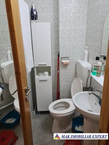 vandut-nu-colaboreaza-apartament-3-camere-cf-1-et-4-4-campulung-5