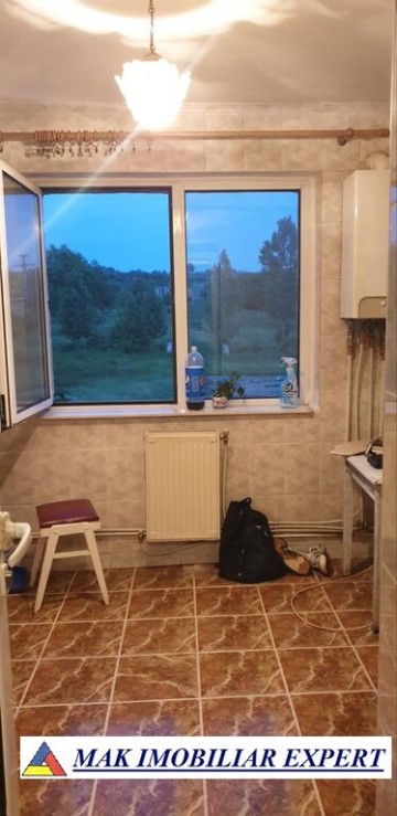 vandut-nu-colaboreaza-apartament-4-camere-cf1-et-24-campulung-3