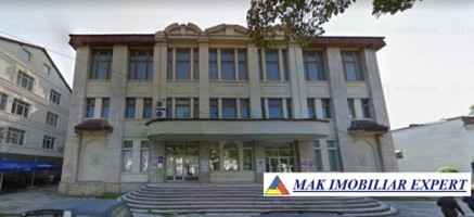 nesigur-spatiu-comercial-1953-mp-campulung