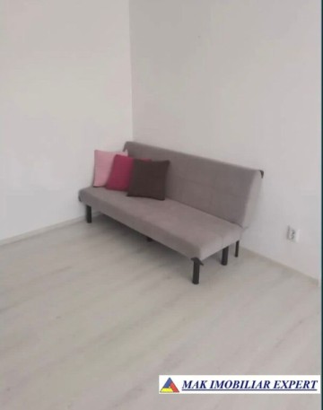 vandut-apartament-2-camere-cf-1-et-24-campulung-3