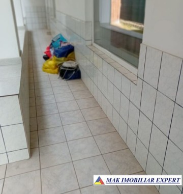 spatiu-birou-21-mp-centru-campulung-muscel-arges-2