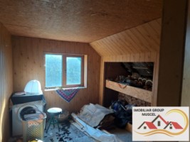 vanzare-casa-in-campulung-intr-o-zona-linistita-cu-vedere-panoramica-a-orasului-cu-teren-intravilan-de-5393-mp-la-pretul-de-60000-negociabil-de-euro-21