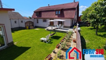 casa-individuala-4-dormitoare-garaj-teren-1457-mp-in-sibiu-mohu