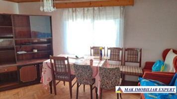 vand-casa-4-camere-cu-3002-mp-teren-in-albestii-de-muscel-arges-5