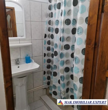 disponibila-de-la-10-martie-2026-garsoniera-de-inchiriat-confort-1-et-p-campulung-muscel-arges-4