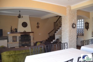 pensiune-de-vanzare-noua-camere-parcarebbq-7