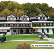 pensiune-15-camere-teren-1728-mp-bradulet-arges-2