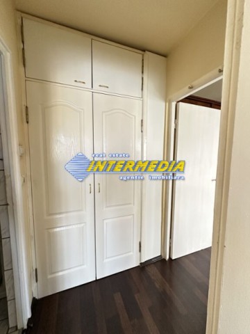 chirie-apartament-2-camere-bucatarie-mare-cetate-piata-etaj-2-loc-parcare-mobilat-si-utilat-complet-6