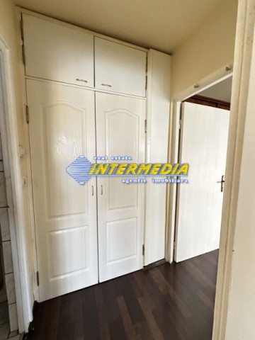 chirie-apartament-2-camere-bucatarie-mare-cetate-piata-etaj-2-loc-parcare-mobilat-si-utilat-complet-16