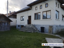 casa-7-camere-teren-de-3300-mp-de-vanzare-domnesti-arges-5