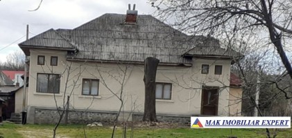 casa-7-camere-teren-de-3300-mp-de-vanzare-domnesti-arges-2
