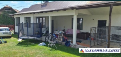 casa-4-camere-teren-2200-mp-pietrosani-domnesti-arges-3