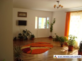 vila-6-camere-teren-3000-mp-de-vanzare-domnesti-arges-3