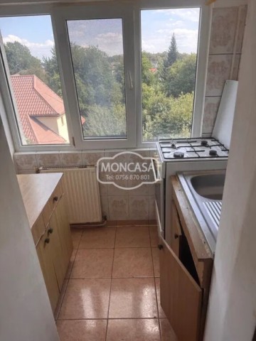 apartament-2-camere-zona-liceului-economic-etaj-3-2
