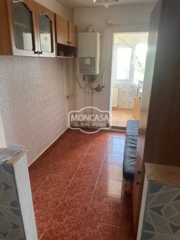 apartament-2-camere-zona-liceului-economic-etaj-3-4