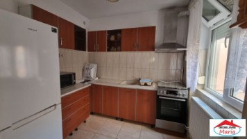 apartament-3-camere-de-inchiriat-zona-centru-5