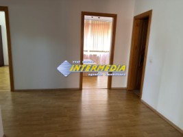 3-camere-de-inchiriat-bloc-nou-centru-etaj-1-mobilat-10