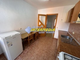 3-camere-de-inchiriat-bloc-nou-centru-etaj-1-mobilat-11