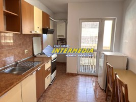 3-camere-de-inchiriat-bloc-nou-centru-etaj-1-mobilat