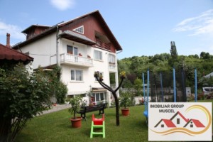 vanzare-vila-deosebita-asezata-intr-o-zona-linistita-cu-o-suprafata-de-teren-1192-mp-la-pretul-de-370000-euro-negociabil-4