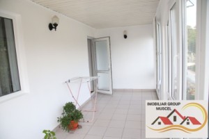 vanzare-vila-deosebita-asezata-intr-o-zona-linistita-cu-o-suprafata-de-teren-1192-mp-la-pretul-de-370000-euro-negociabil-18