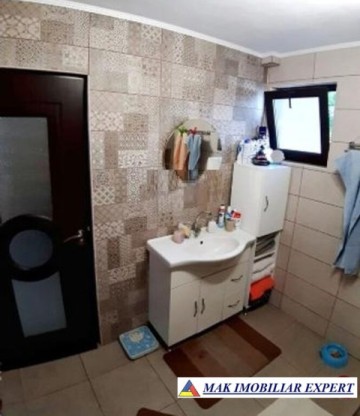 vila-5-camere-de-vanzare-cu-teren-800-mp-in-stalpeni-arges-8