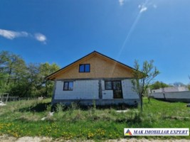 vila-p-m-de-vanzare-teren-500-mp-valea-mare-pravat-arges-3