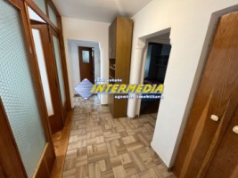 apartament-4-camere-de-inchiriat-in-alba-iulia-cetate-etaj-2-mobilat-3
