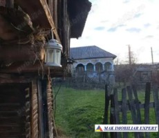 teren-800-mp-cu-casa-traditionala-si-anexa-corbi-arges-1